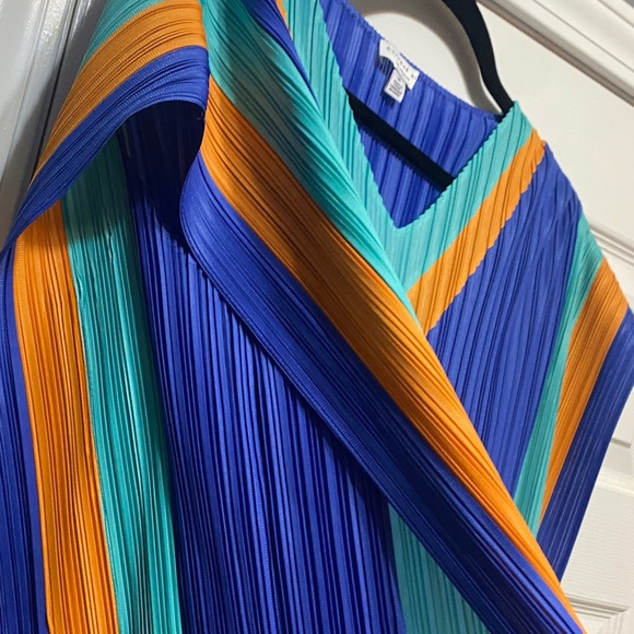 Current Air Asymmetrical Blue and Orange Dress - Picture 4 of 6
